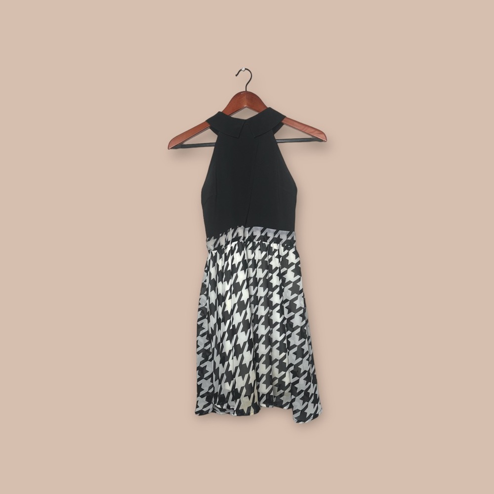 Nasty Gal Black Houndstooth Pattern Dress - Size Small